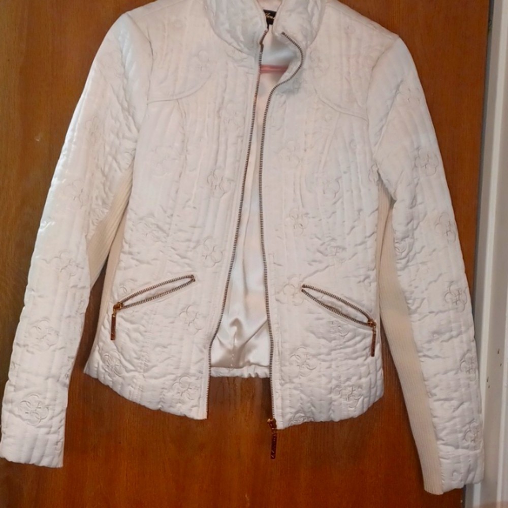 Guess Quilted Fitted Jacket size- med